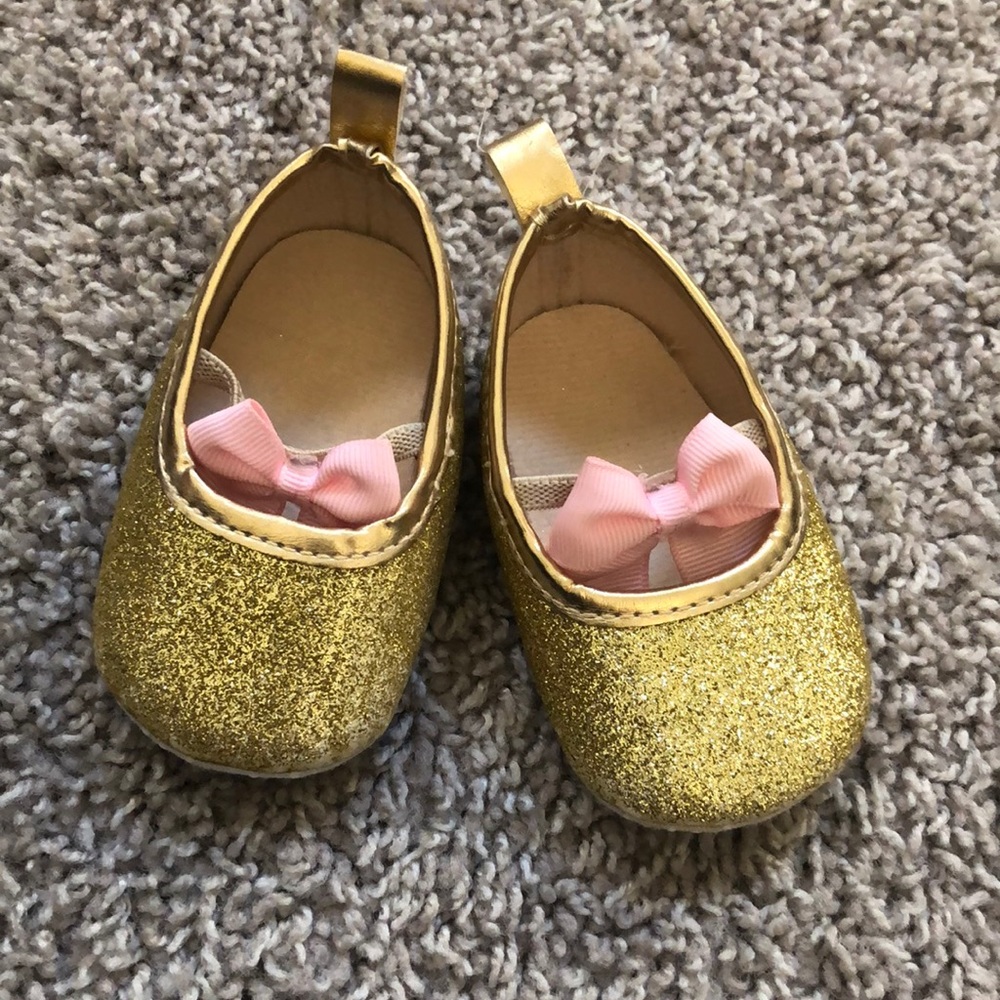 Infant crib shoes